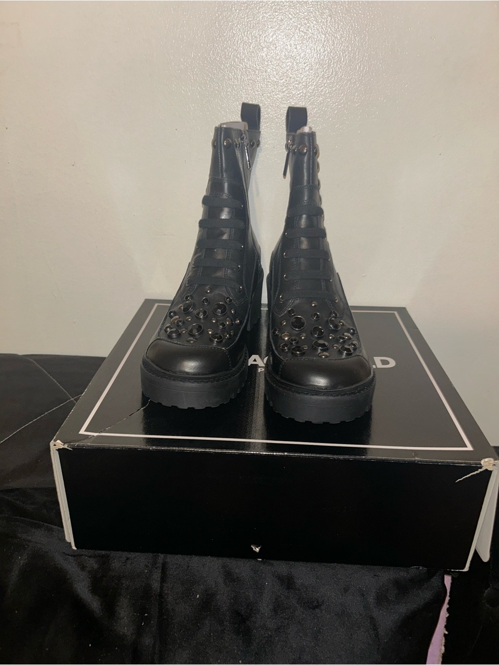 Black Karl Lagerfeld Women’s Breck booties 8 1/2